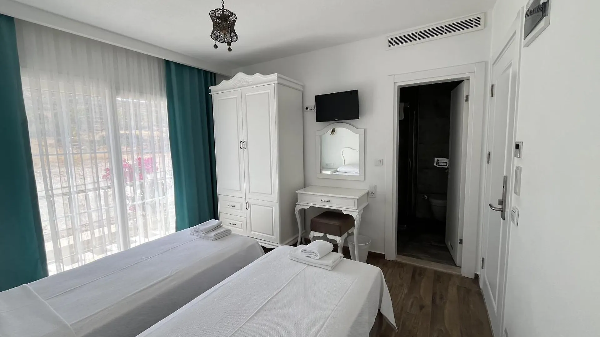 Alesya Otel İzmir